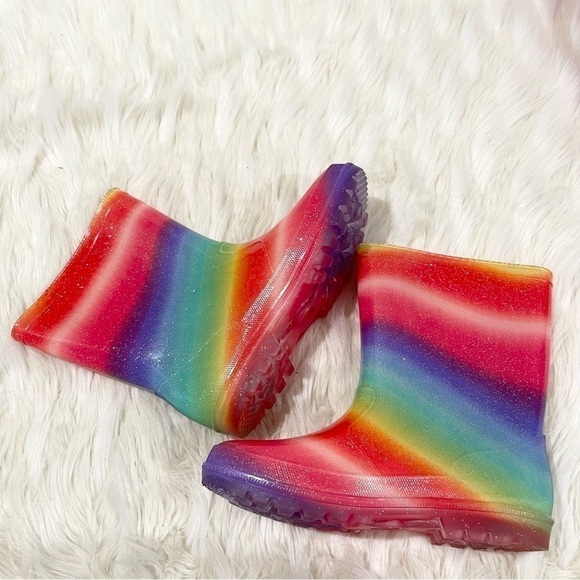 Olive & Edie Girls Rainbow Rain Boots Size 5 US NEW! - Picture 8 of 8